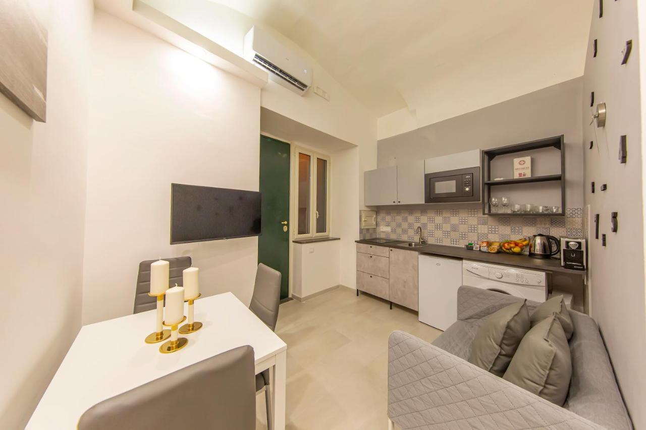 Olina Apartments N.6 Неаполь Экстерьер фото