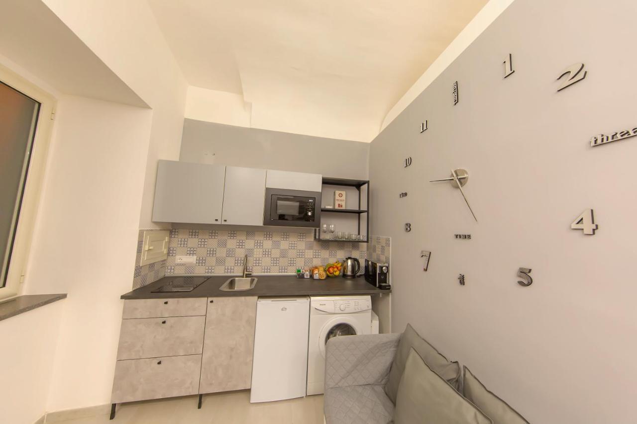 Olina Apartments N.6 Неаполь Экстерьер фото
